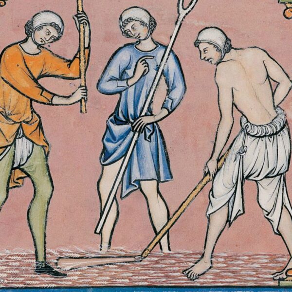 מה לבשו מתחת לבגדים בימי הביניים? התשובות מפתיעות