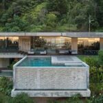 וילה אמנותית בבטון פראי בג׳ונגל טרופי בקוסטה ריקה