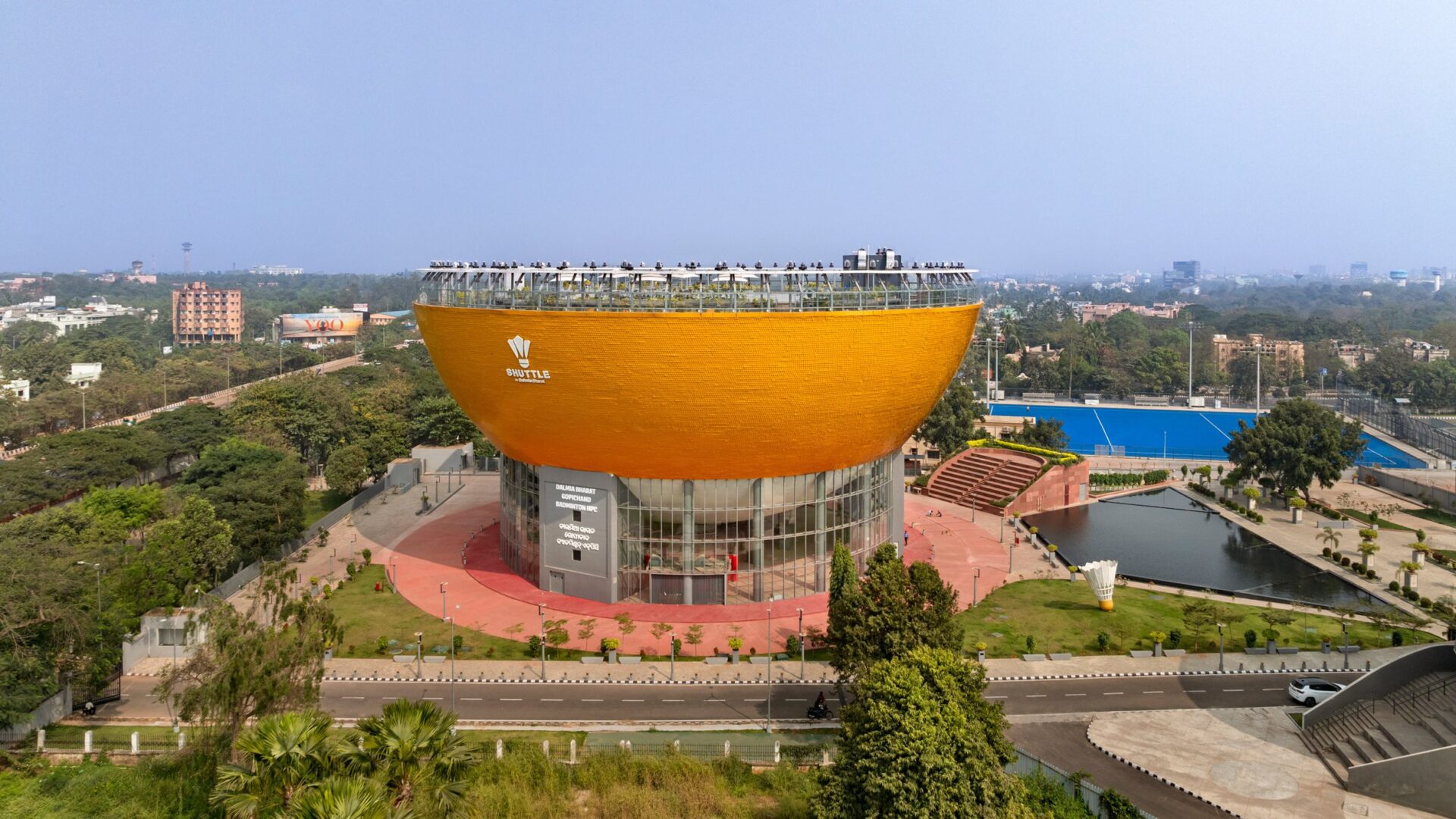 אקדמייה בהודו בצורת חצי כדור