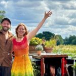 בית ששט בין נופים: הזוג שבחר להחליף קירות במרחבי הטבע