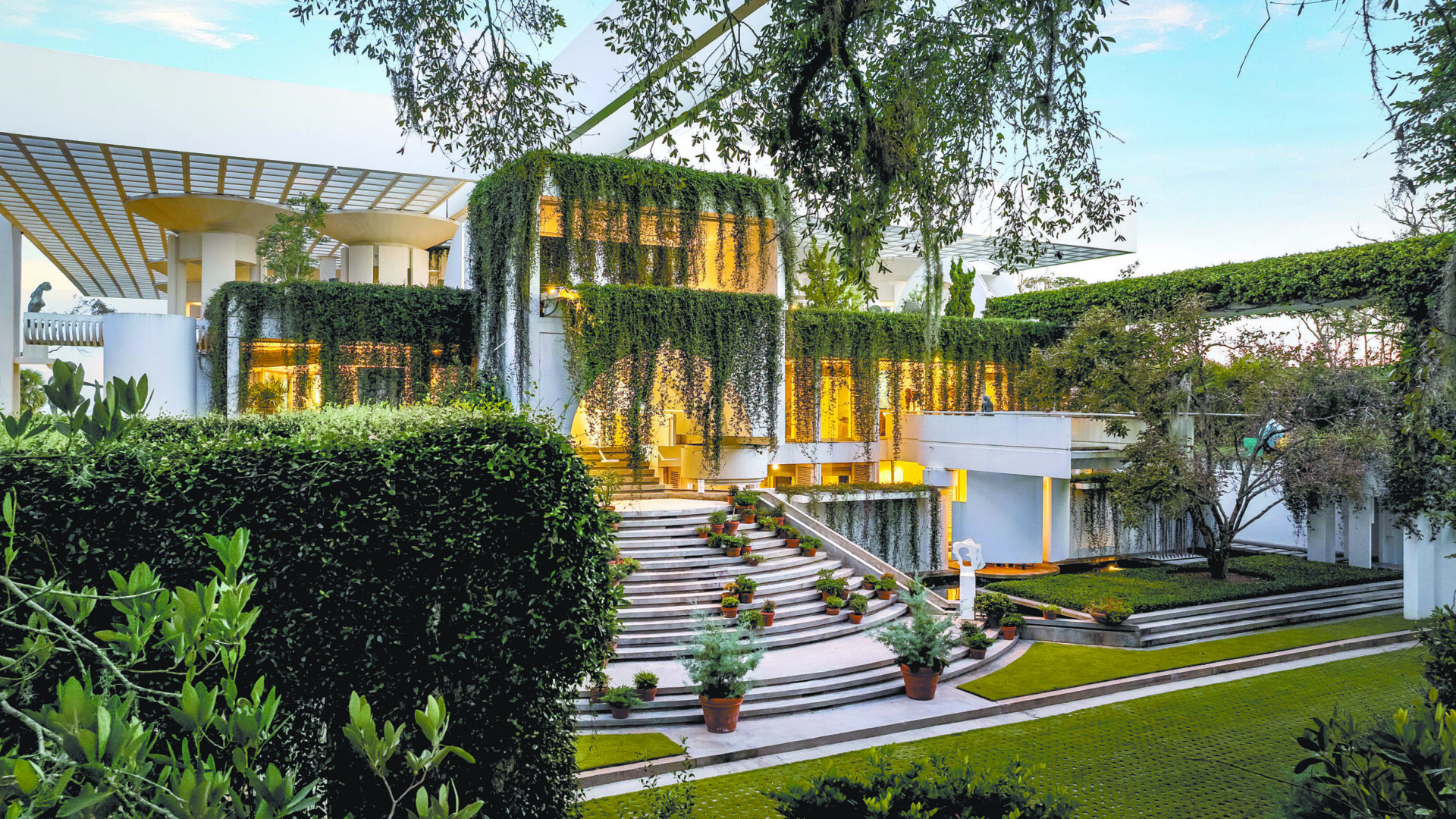 מבית שנוי במחלוקת לאייקון נדל״ן: אחוזת ג’ון פורטמן שנמכרה במיליונים