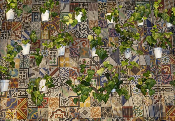 מרתף סקנדינבי נטוש, הפך למסעדה מקסיקנית צבעונית וחושנית