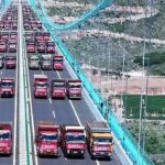 96 משאיות במבחן עומסים על הגשר הגבוה בעולם