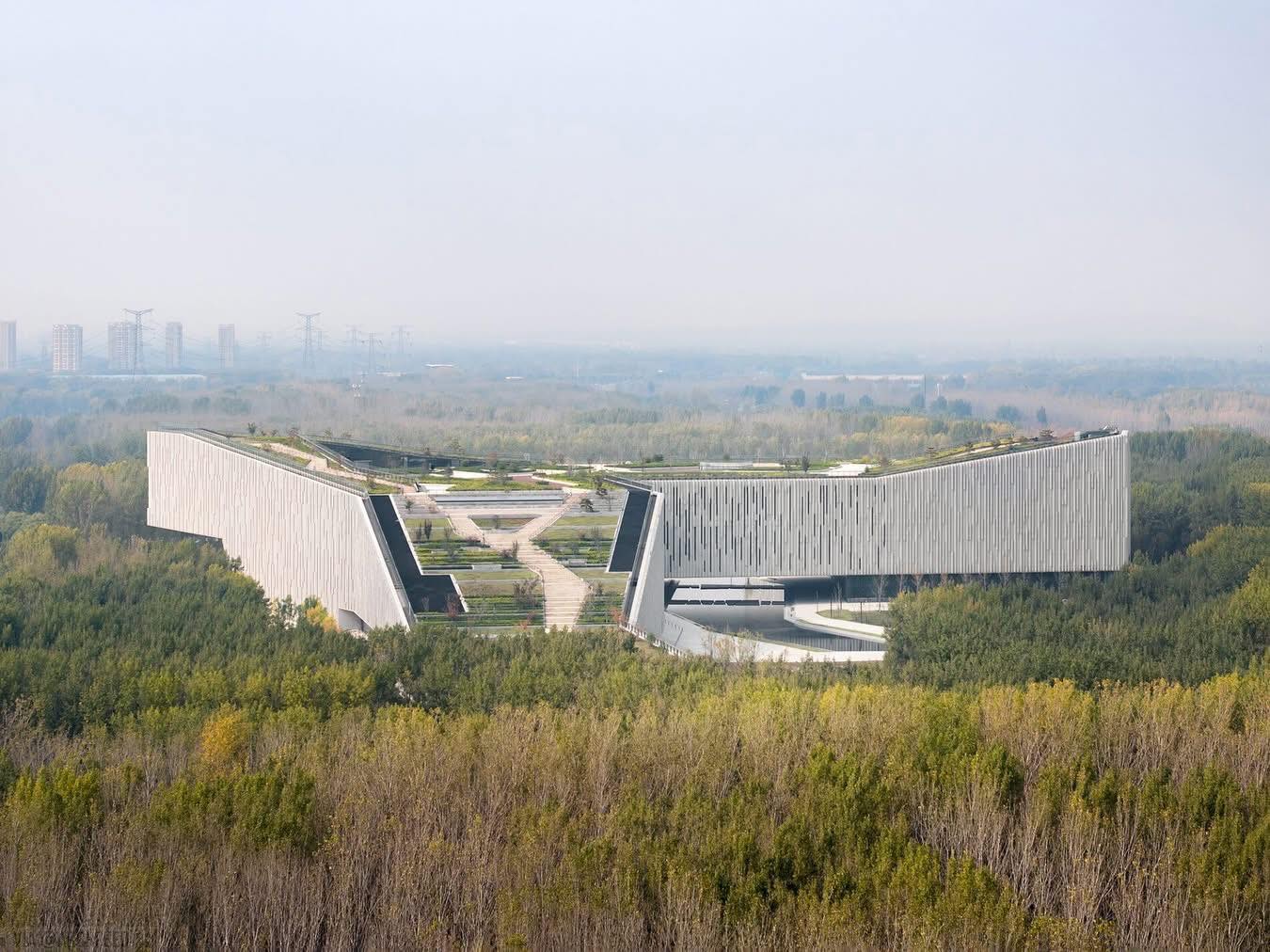 נהר שהופך לאדריכלות: מוזיאון הנהר הצהוב החדש בסין