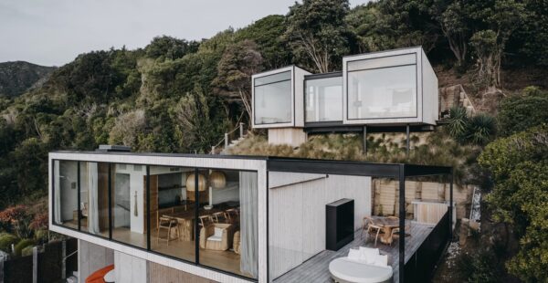 בית נופש בין העצים על ההר בניו זילנד