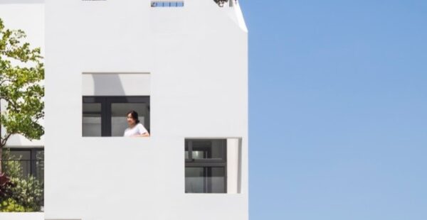 בית בלי גבולות, שבו החיים זורמים יחד