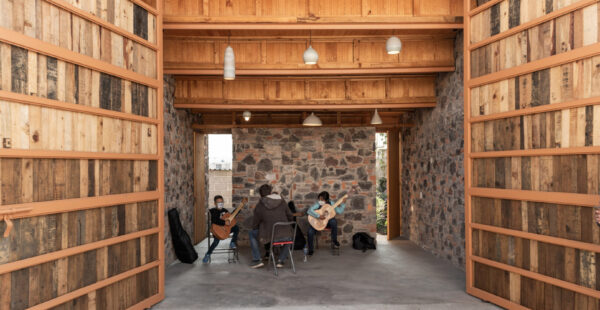 קיוסק מוזיקלי קטן עם סיפור גדול במקסיקו