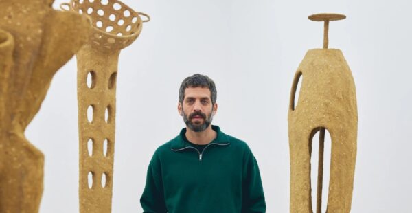 אורן פינחסי מציג את תערוכת היחיד המוזיאלית הראשונה שלו בארצות הברית