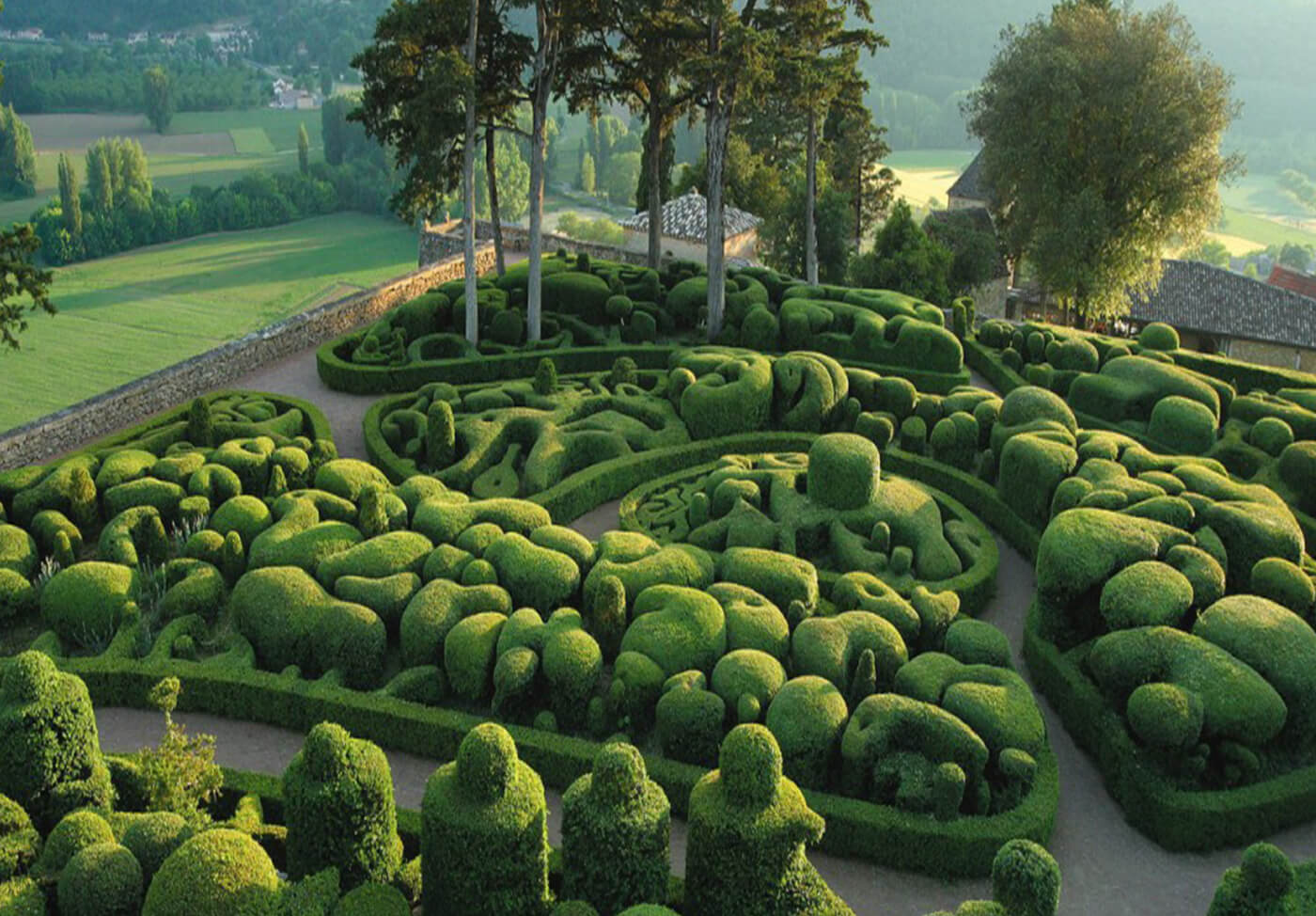 הגנים הצרפתיים שנראים כמו חלום ירוק מרחף: Les Jardins de Marqueyssac