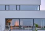 VILLA M: בין שימור מודרניסטי לחוויית מגורים עכשווית