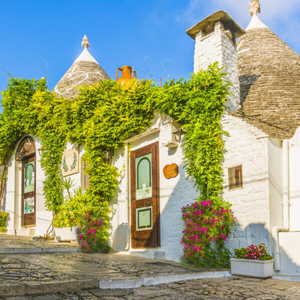 מסע בין ה־trulli של Puglia: מגורי האיכרים שהפכו לבתי יוקרה