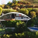 הבית המודרניסטי האייקוני Garcia House בהוליווד עבר שיפוץ מסיבי